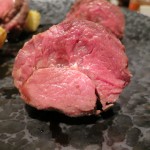 素敵な2人の門出に涙、田野畑山地酪農の牛肉を食べ尽くし涙