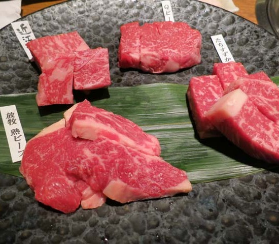 脂肪が少なく肉本来の味が楽しめる近江長寿牛