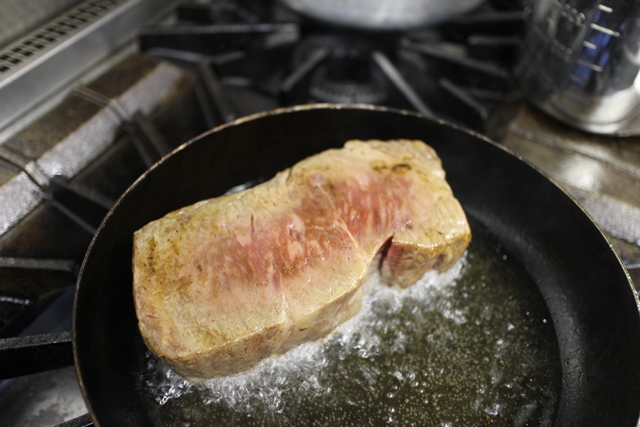 茂野シェフの熟成肉の扱い方、火入れはすばらしかった！