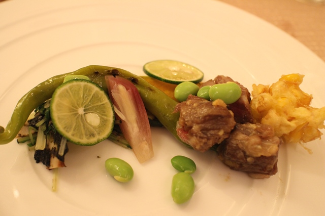 熟成肉のコンフィ　西京味噌と須見のアローム、彩り夏野菜と海苔を纏った松茸と水菜のお浸し
