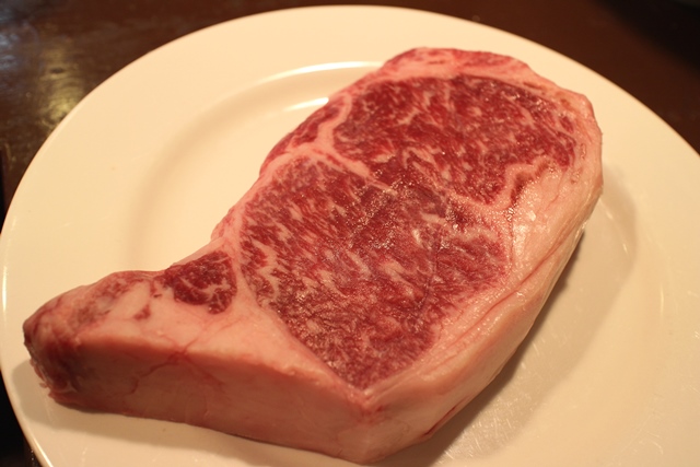 黒毛和牛「経産牛」熟成肉、本日より再販しています